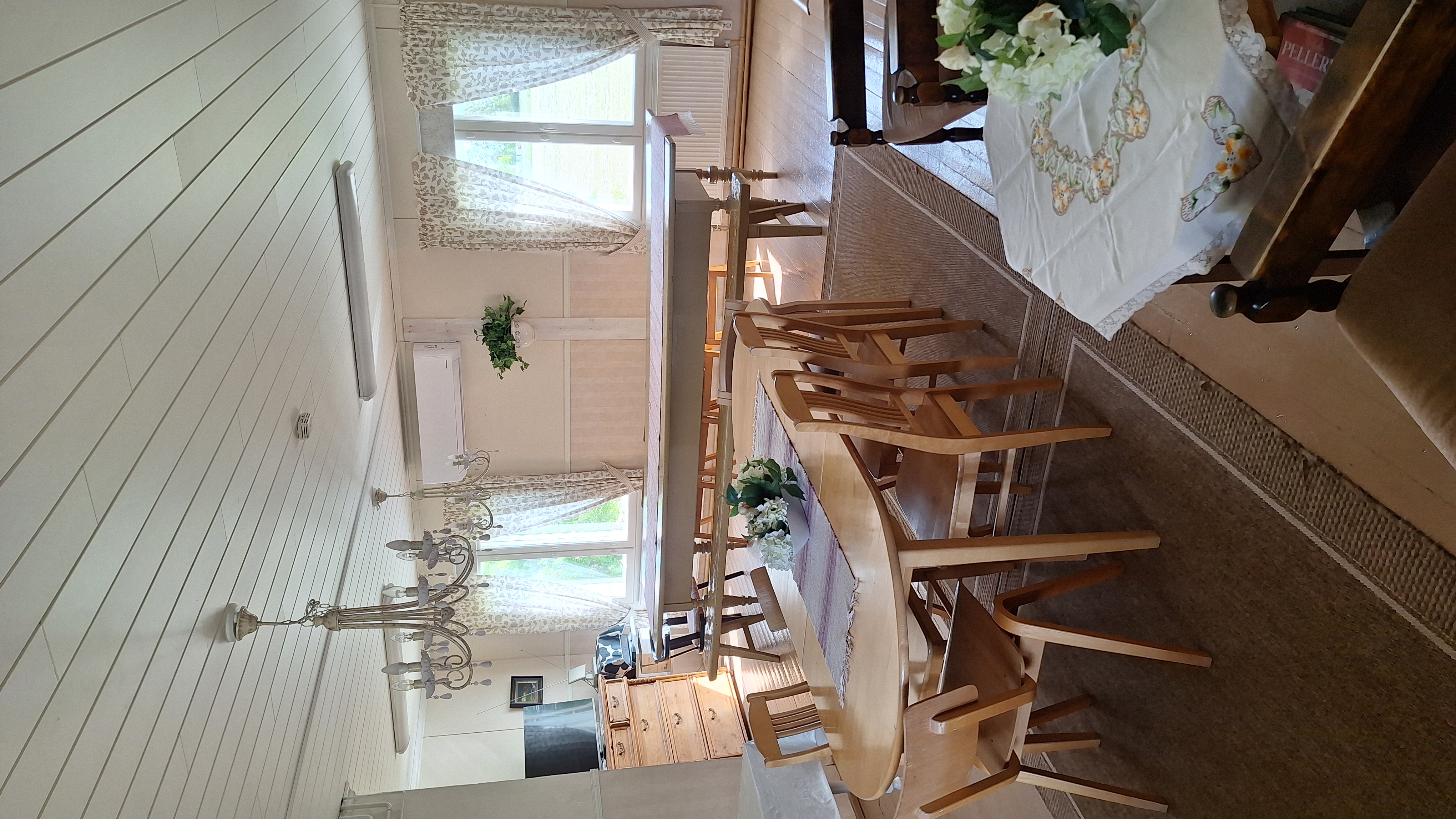 Karvoskylän kylätalo ja Rantahovi